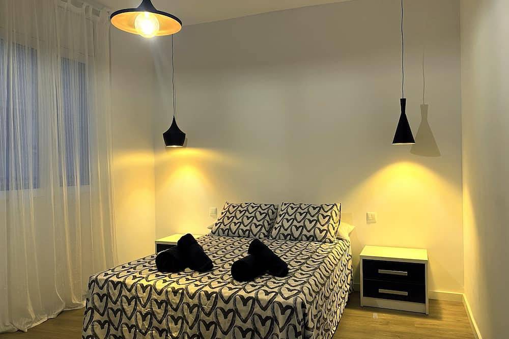 Townhouse 20 minutes from the center of Barcelona in Hospitalet de Llobregat, l'Hospitalet de Llobregat