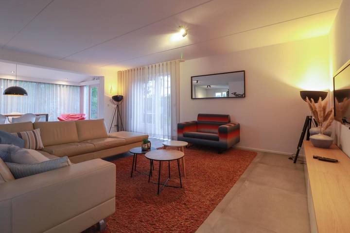 Ferienhaus für 6 Personen, mit Whirlpool und Terrasse sowie Garten und Sauna in Makkum - 3
