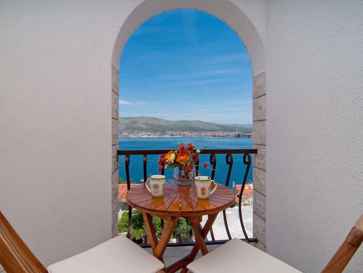 Ferienhaus für 10 Personen, mit Garten und Balkon auf Ciovo - 3