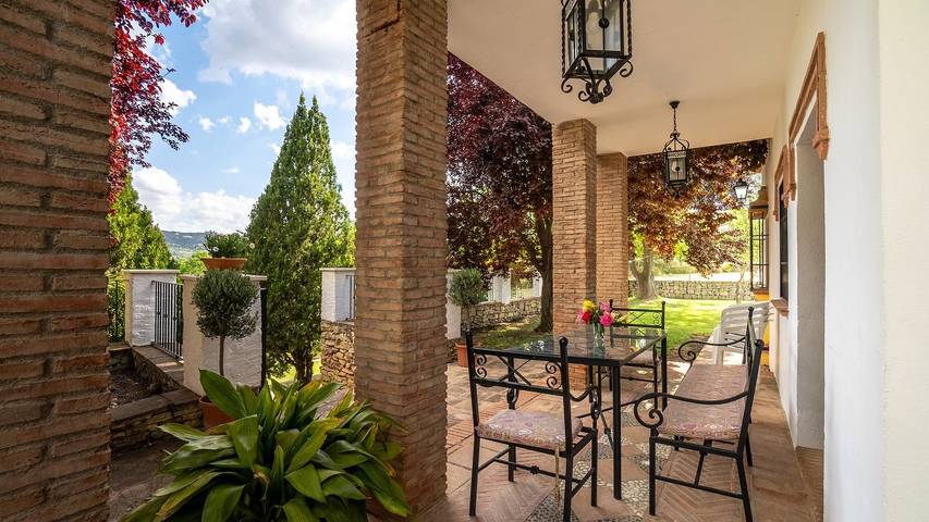 Casa rural para 6 personas, con piscina y balcón/terraza, Se admiten mascotas en Ronda - 2