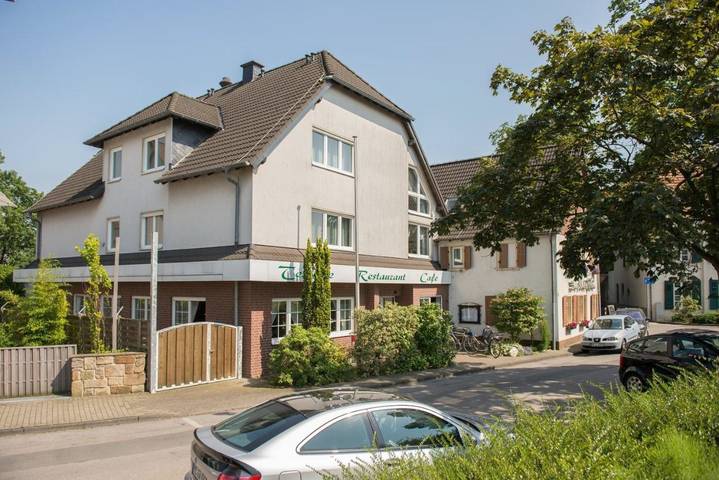 Hotel für 4 Personen, mit Terrasse in Monheim am Rhein