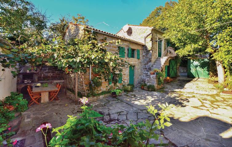 Casa de férias para 5 pessoas, com terraço e jardim - 1