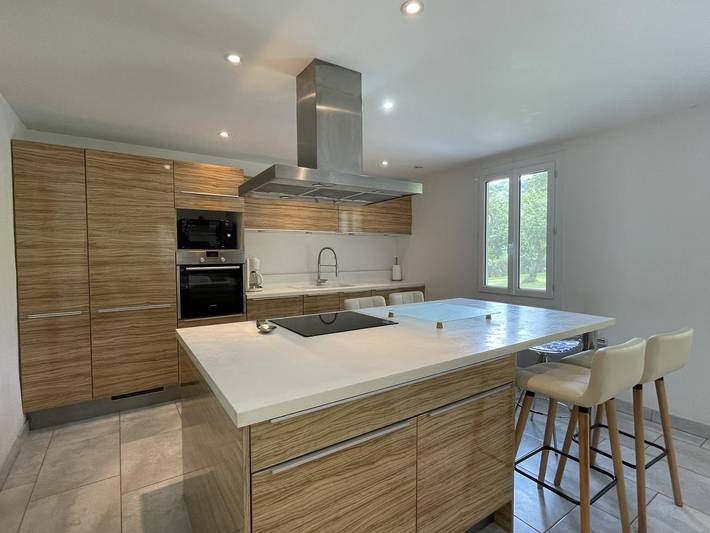 Gîte pour 6 personnes, avec piscine et jardin dans Béarn - 3