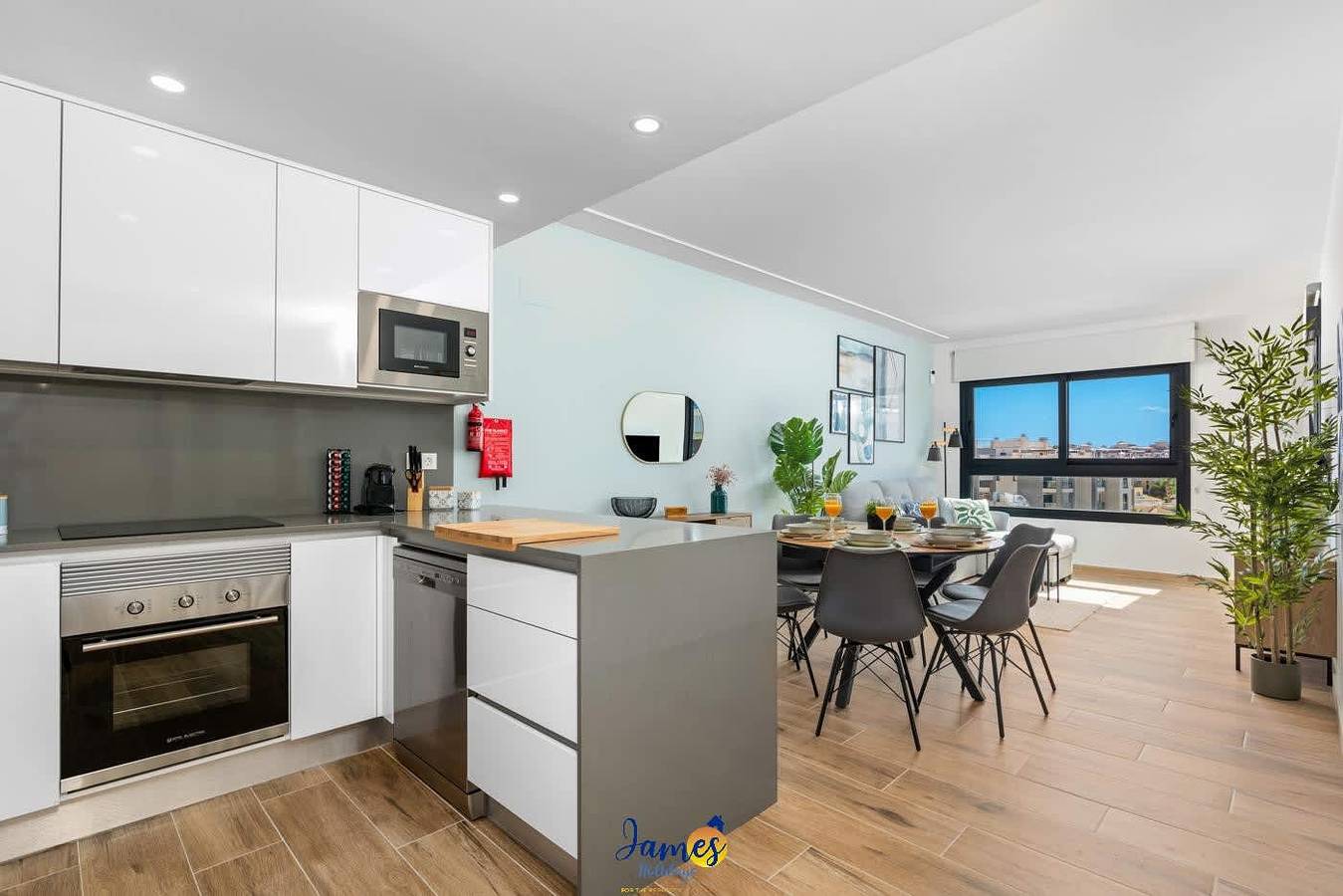 Entire apartment, Paradise 77 Penthouse with Private Jacuzzi  Vm65 in Panorama Golf, Orihuela