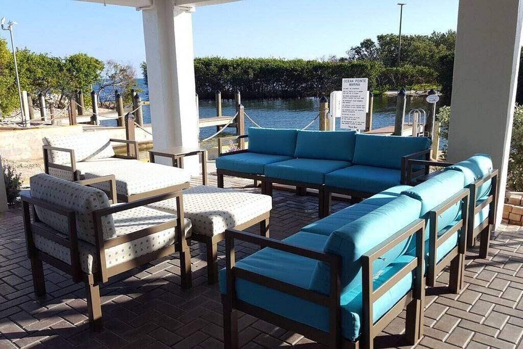 Ganze Wohnung, Modern and Coastal Ocean Pointe 2307 in Tavernier, Monroe County