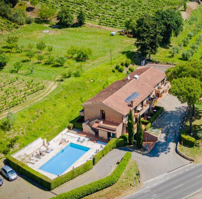 Hôtel pour 2 personnes, avec piscine ainsi que jardin et vue, animaux acceptés
