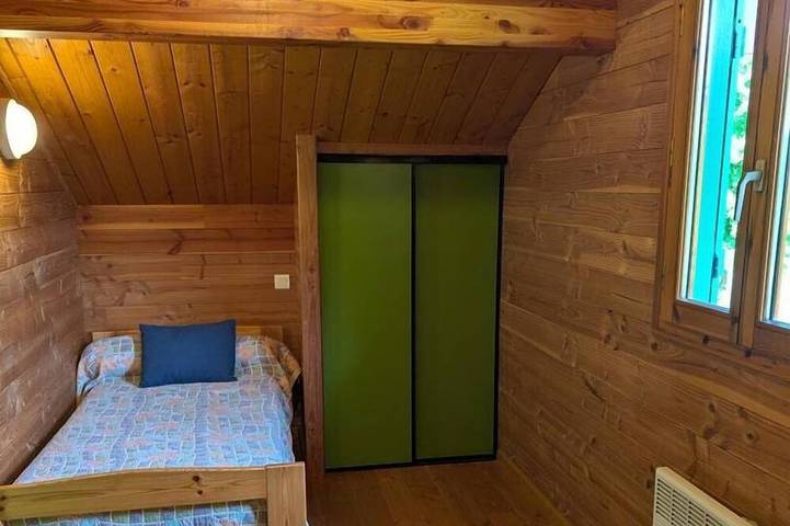 Location de vacances pour 6 personnes, avec balcon dans Saint-Clément-de-Vers - 2