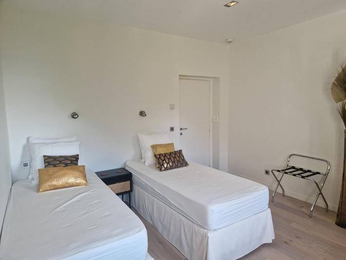 Villa pour 16 personnes, avec jacuzzi et jardin à Veyrier-du-Lac