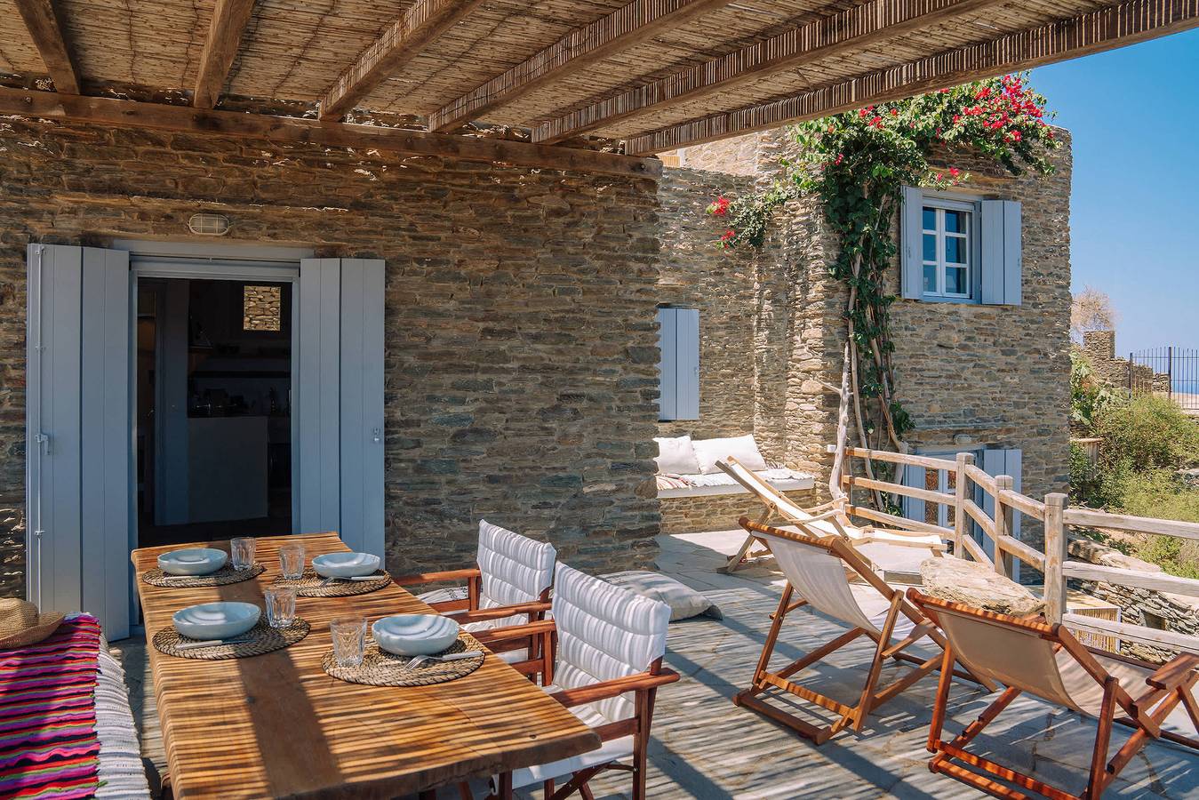 #Hh08 Scenic stone house in Exambela in Cícladas