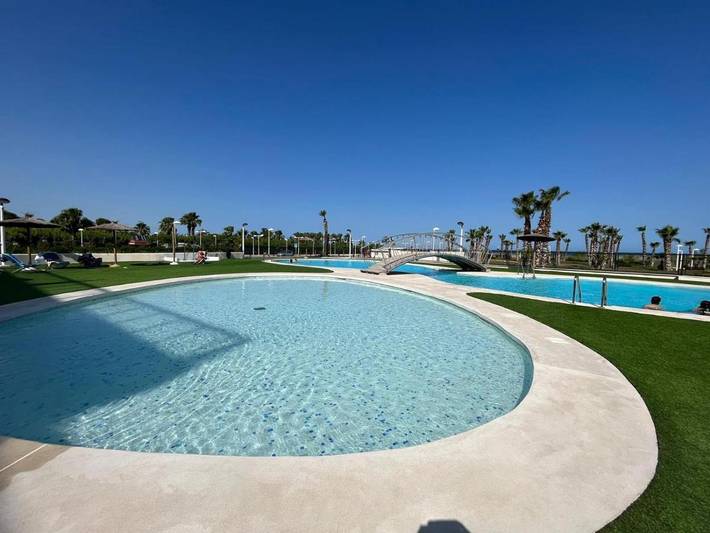 Apartamento de férias para 6 pessoas, com piscina infantil e jardim e ainda piscina and jacuzzi, adaptado a crianças - 1