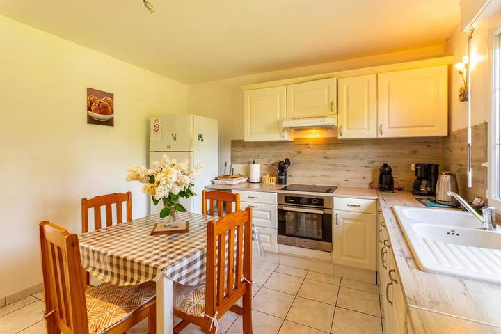 Location de vacances pour 10 personnes, avec vue et jardin, adapté aux familles à Beussent - 3