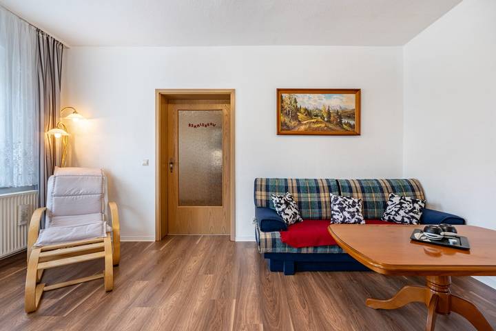 Apartamento entero, Apartamento 'Ferienwohnung Fam Köhler' con Wi-Fi in Thalheim/Erzgebirge, Montes Metálicos