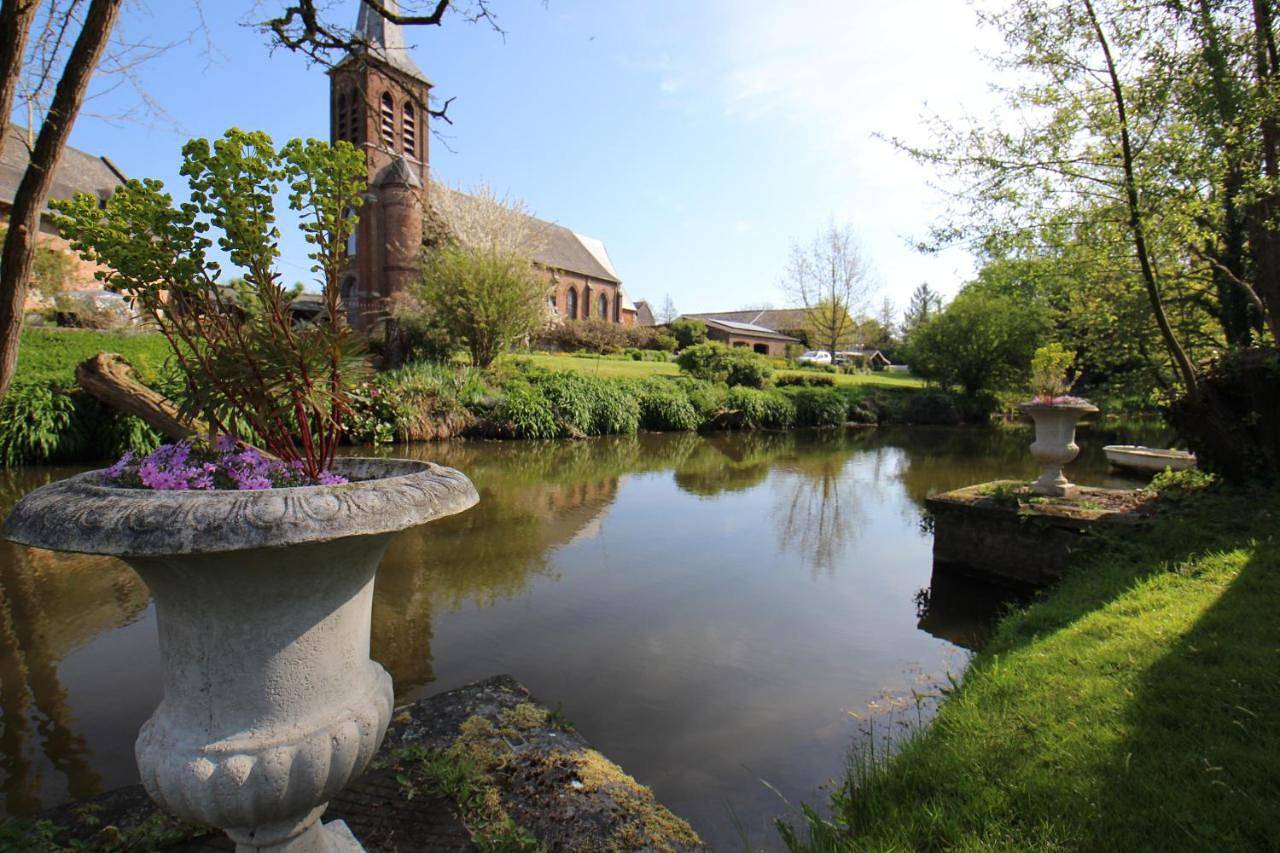 Château de Ruesnes in Ruesnes, Avesnes-sur-Helpe