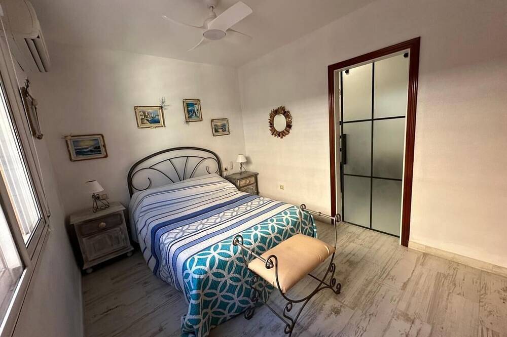 Villa Canarias con piscina privada casa en Miami Platja in Miami Platja, Montroig