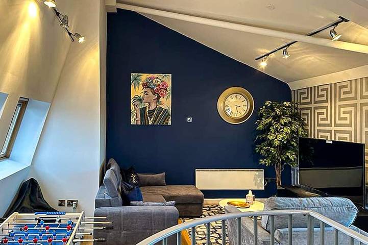 Loft for 6 people in Manchester