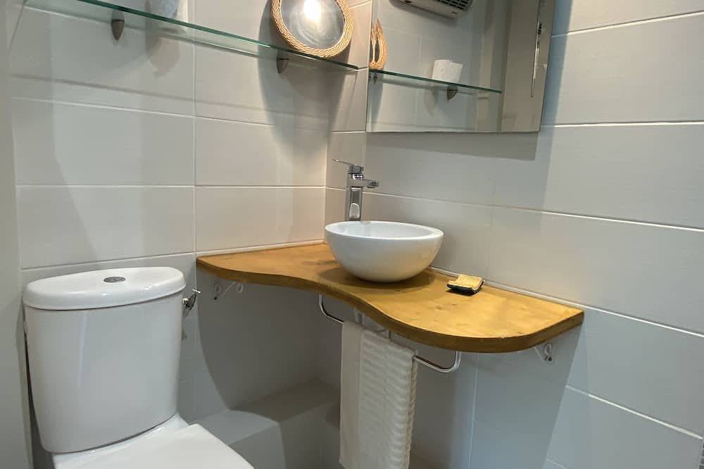 Ganze Wohnung, Ferienwohnung Komfort am Meer Komfort klimatisiert in La Capte, Hyeres