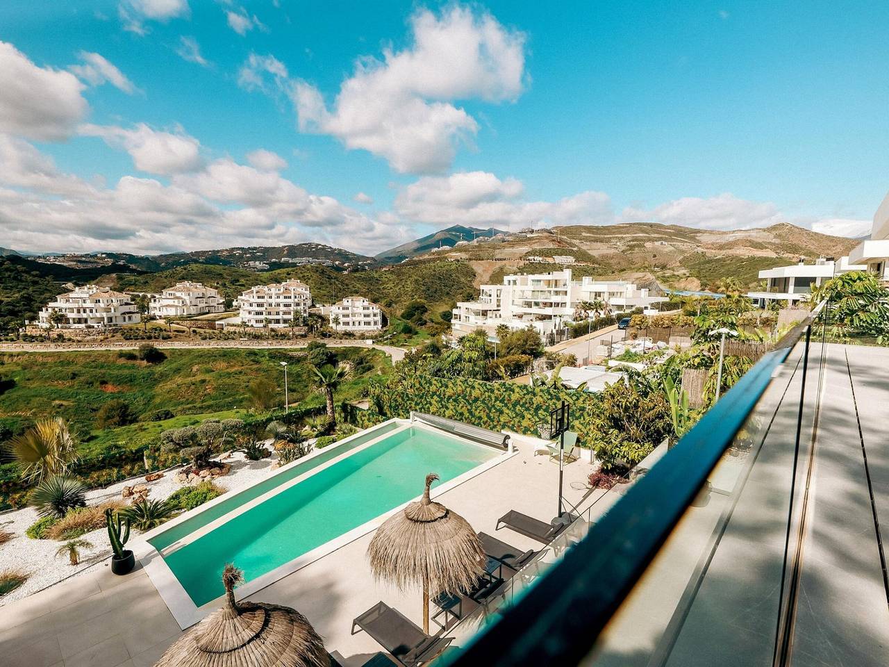 Modern villa with panoramic views, heated pool in Marbella West, Marbella