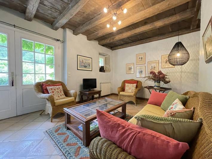 Gîte pour 4 personnes, avec jardin à Sare - 2