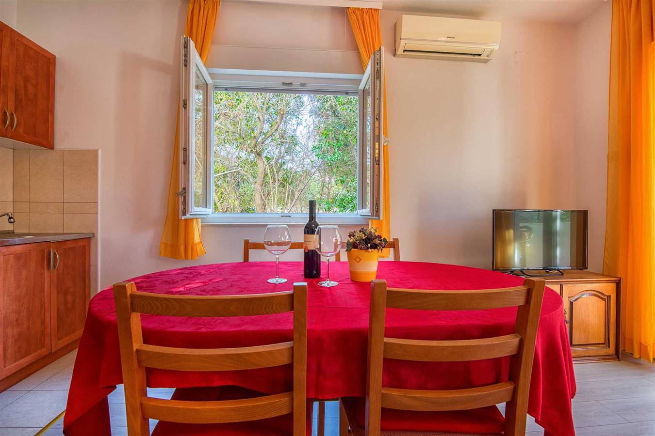 Appartement entier, Nouveau Appartement de plage époque 3 in Brodarica, Šibenik-Knin