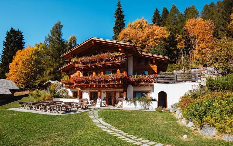 Chalet per 14 persone, con giardino e panorama nonché sauna in Alpi dell'Adamello e della Presanella