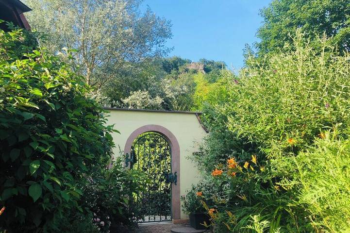 Gîte pour 2 personnes, avec terrasse et jardin à Lalaye