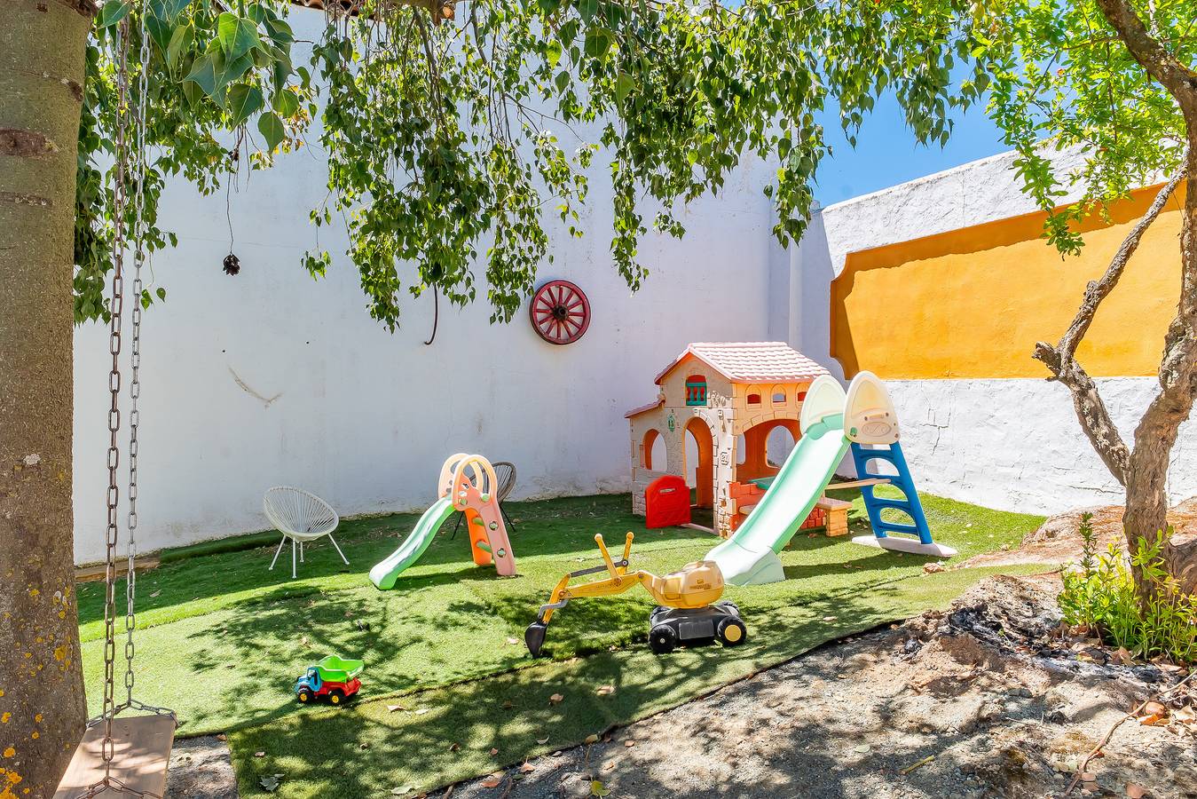 Cubo's Cortijo El Perezon in Archidona, Provincia de Málaga