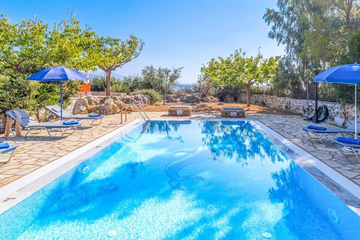 Location de vacances pour 6 personnes, avec balcon et jardin dans Stoupa - 3