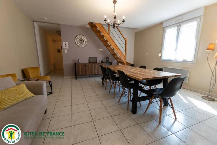 Gîte pour 8 personnes, avec Terrasse à Avize - 2