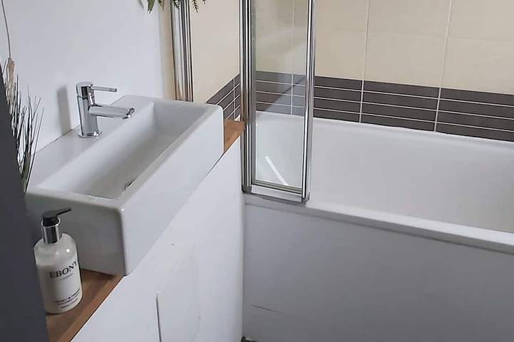 Apartamento entero, Apartamento-Apartamento-Baño en la habitacion-Sin vista in Cheltenham, Gloucestershire