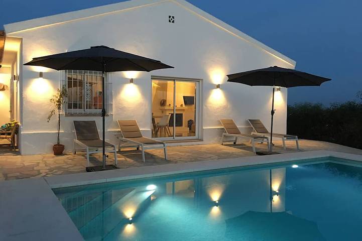 Chalet para 6 personas, con jardín y terraza en El Faro