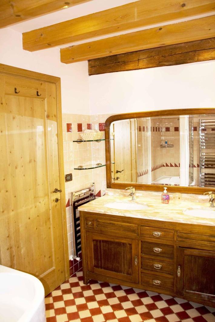 Appartamento intero, Wohnung 'Luca' mit Terrasse in Vittorio Veneto, Prealpi Carniche