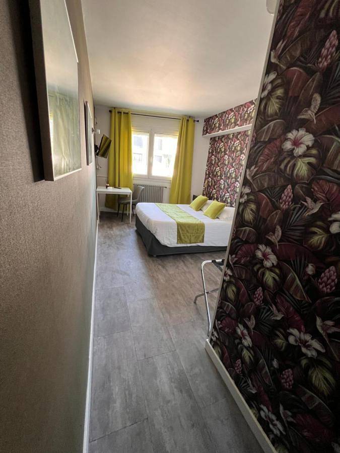 Hotel Alpes Cevennes in Guilherand-Granges, Région de Tournon-sur-Rhône