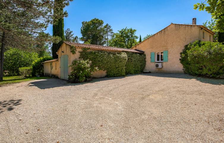 Geräumiges Apartment mit WiFi, Parkplatz und Pool in Callian, Mittelmeerküste (Frankreich)