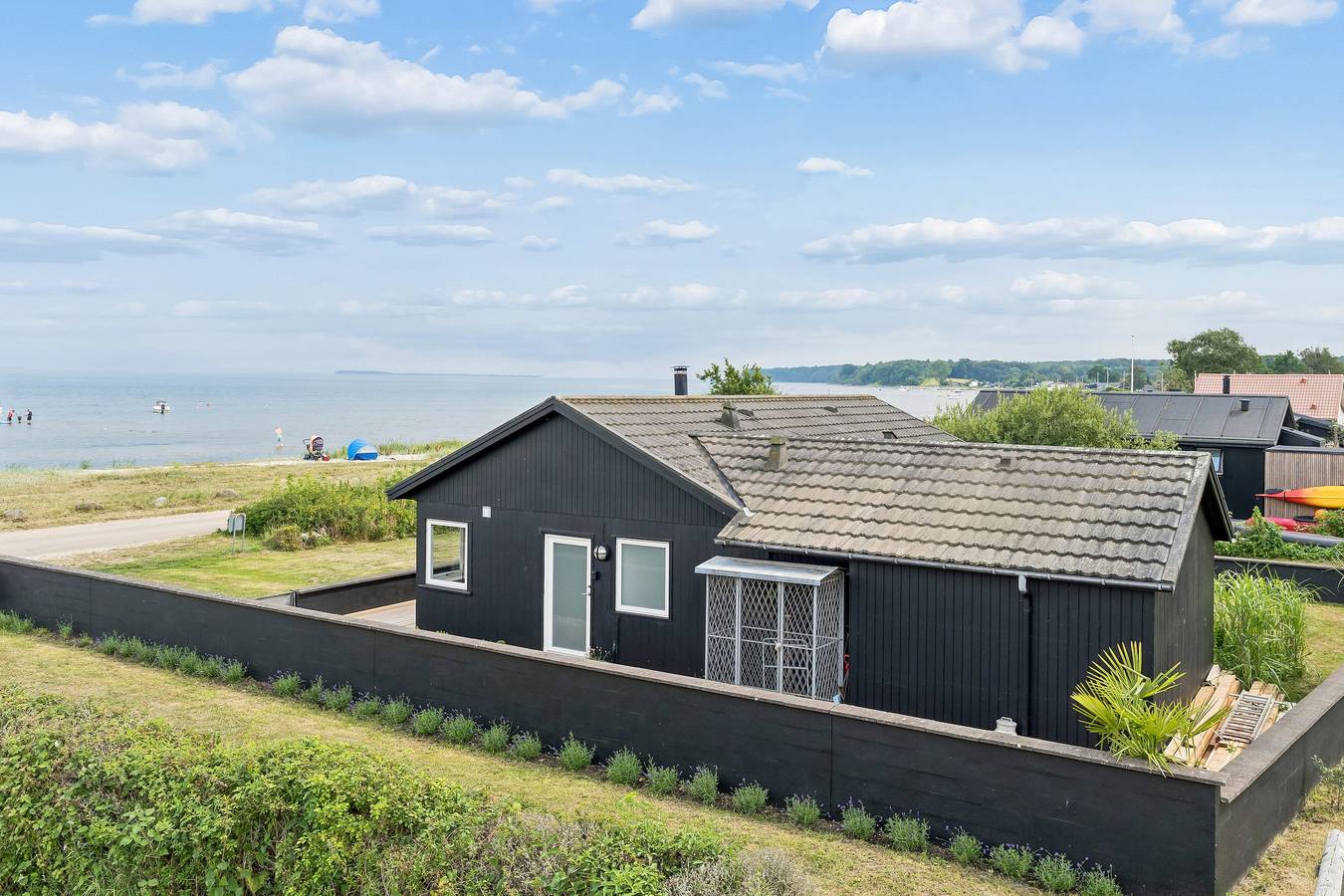 Renoviertes Strandhaus in einzigartiger Lage in Bjert, Kleiner Belt