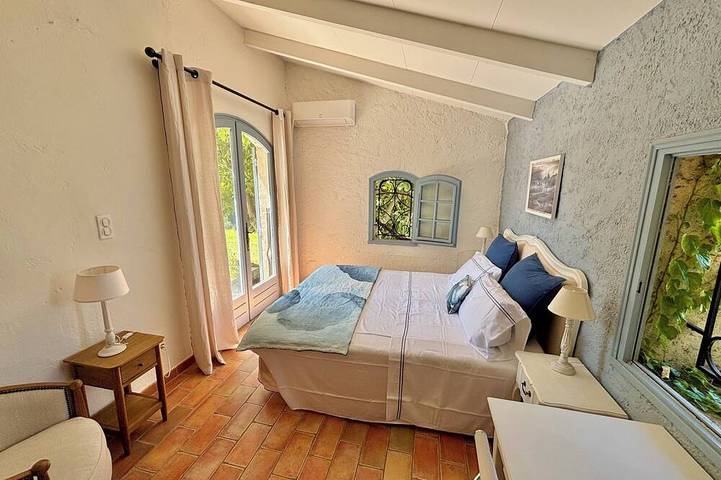 Location de vacances pour 15 personnes, avec jardin à Lagnes - 3