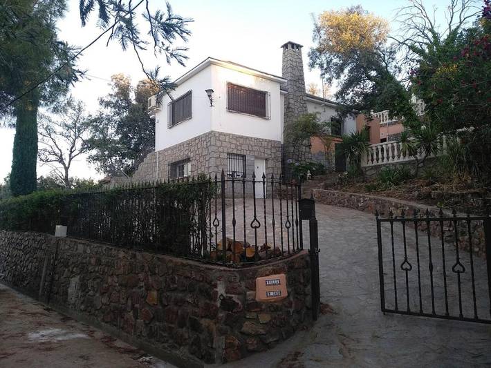 Casa rural para 15 personas, con Terraza y Jardín además de Piscina y Vistas en Parque Nacional de Cabañeros - 2