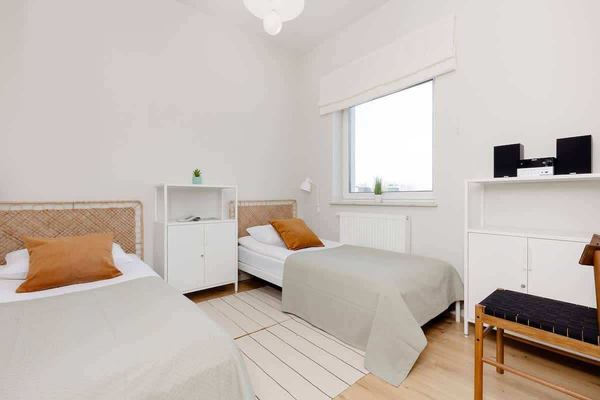 Apartamento entero, Żółkiewskiego 7 | Elegant Apartment | Balcony in Varsovia, Mazovia (región)