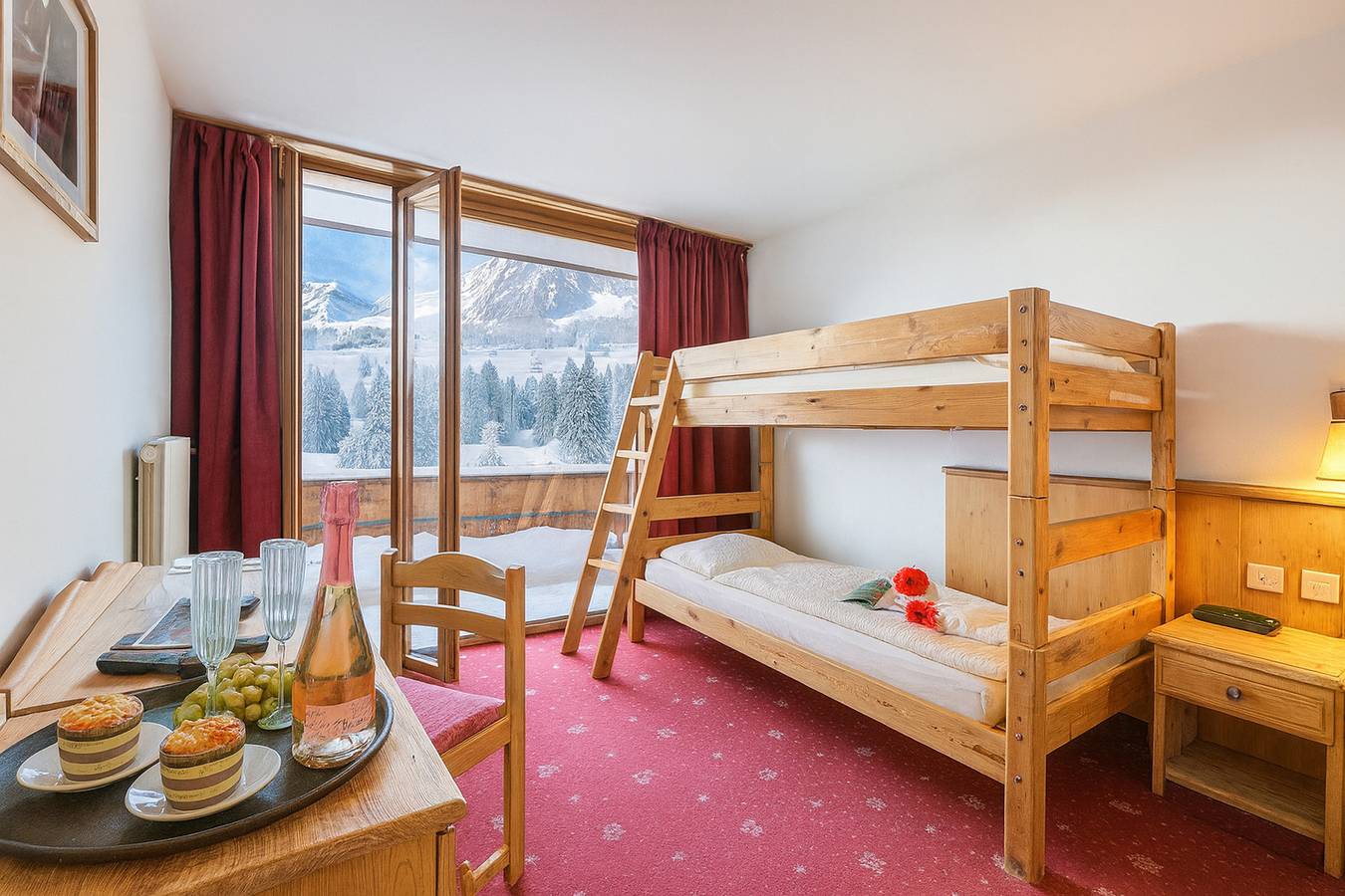 Hotel Relais Alpin Family Room & Balcony9 in Les Mosses, Ormont-Dessous