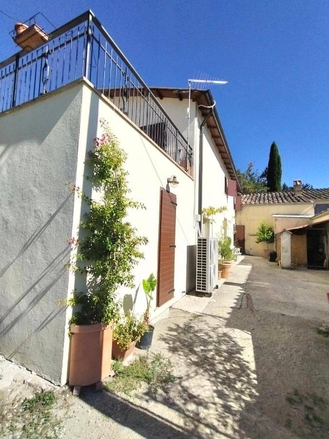 Casa vacanza per 3 persone, con giardino - 1