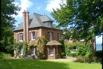 Location de vacances pour 16 personnes, avec jardin à Sainte-Marguerite-sur-Mer