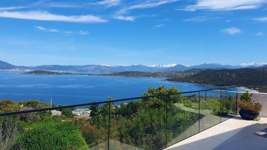 Appartement de vacances pour 6 personnes, avec terrasse et vue