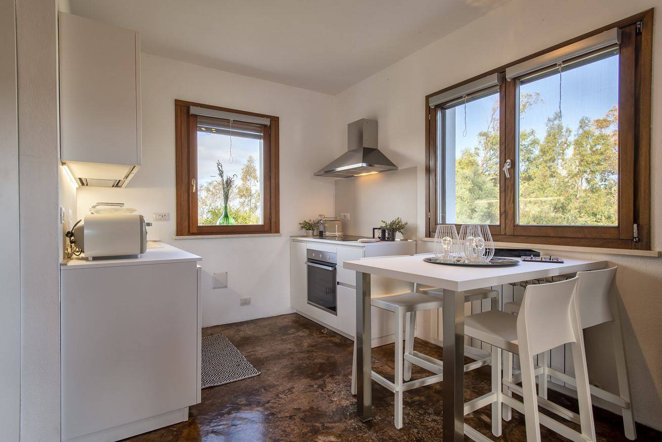 Hel lägenhet, Villa Fioretta Terrace: Your  Countryside Escape with Pool, near Alghero's Beaches in Olmedo, Nurra