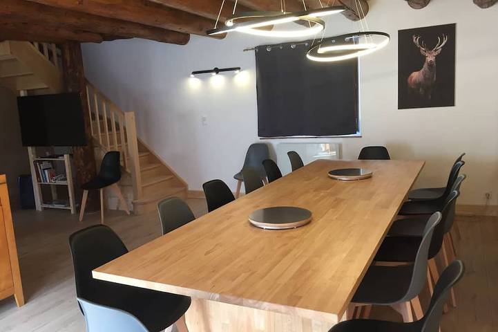 Location de vacances pour 14 personnes, avec jardin à Gouaux-de-Larboust