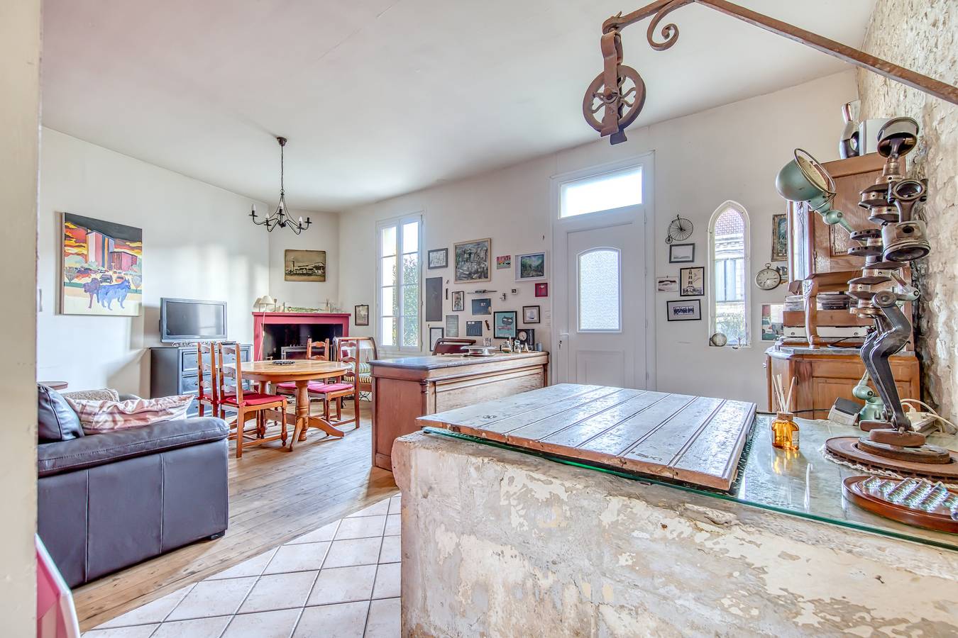 Casa de vacaciones 'Maison De Famille' con terraza privada y jardín privado in Mortagne-sur-Gironde, Saintes region