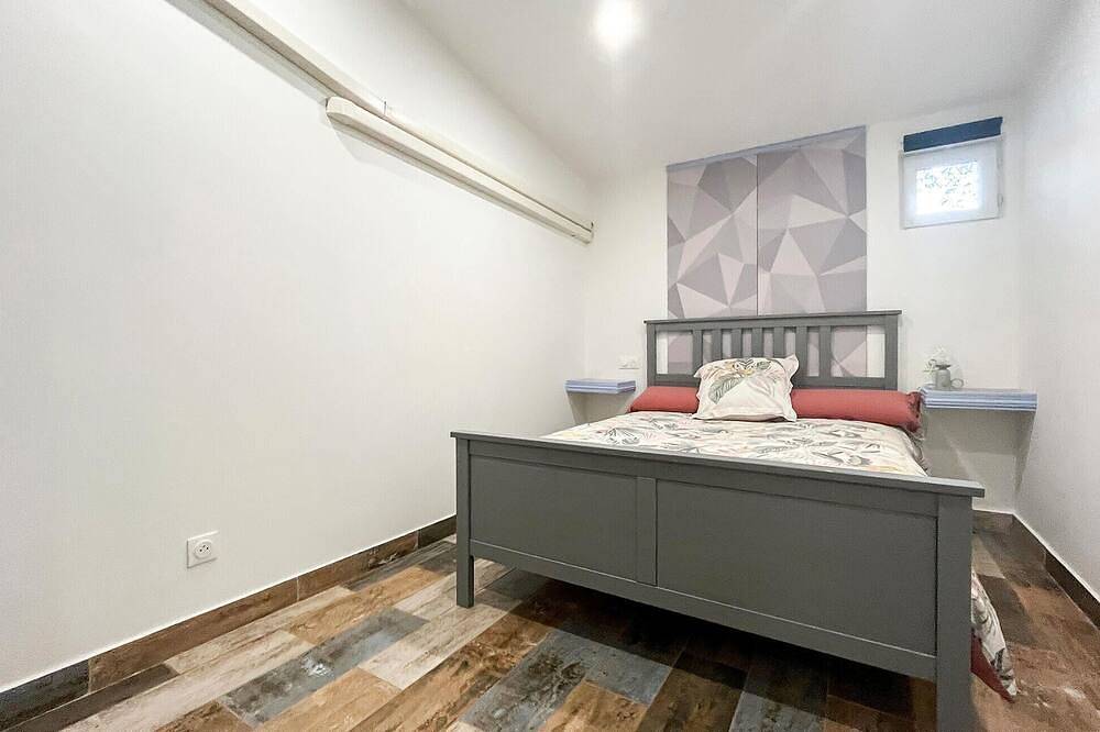 Awesome home in Miramas with swimming pool in Miramas, Istres region