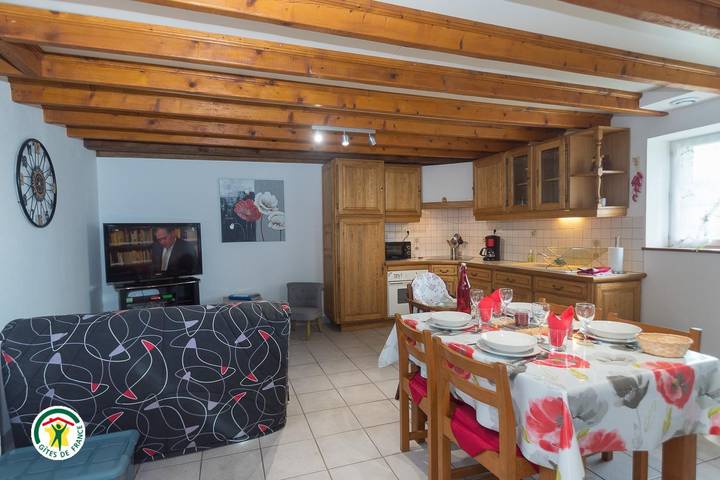 Gîte pour 4 personnes, avec jardin