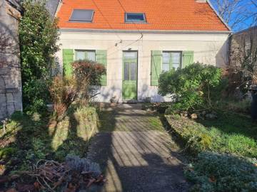 Gîte pour 3 personnes, avec terrasse à Châteauroux