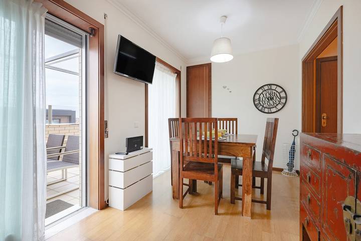 Appartement entier, Espinho Retreat with Balcony in Espinho, District de Aveiro