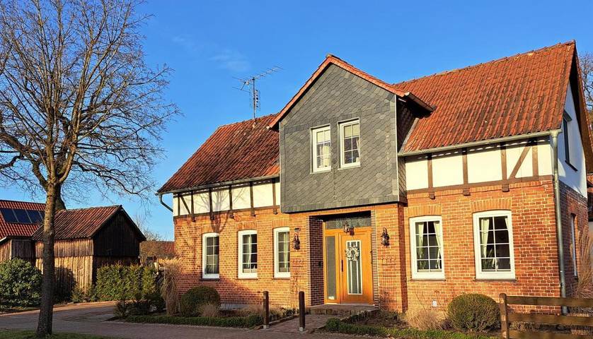 Ferienwohnung für 5 Personen, mit Balkon und Terrasse sowie Garten in Wietzendorf