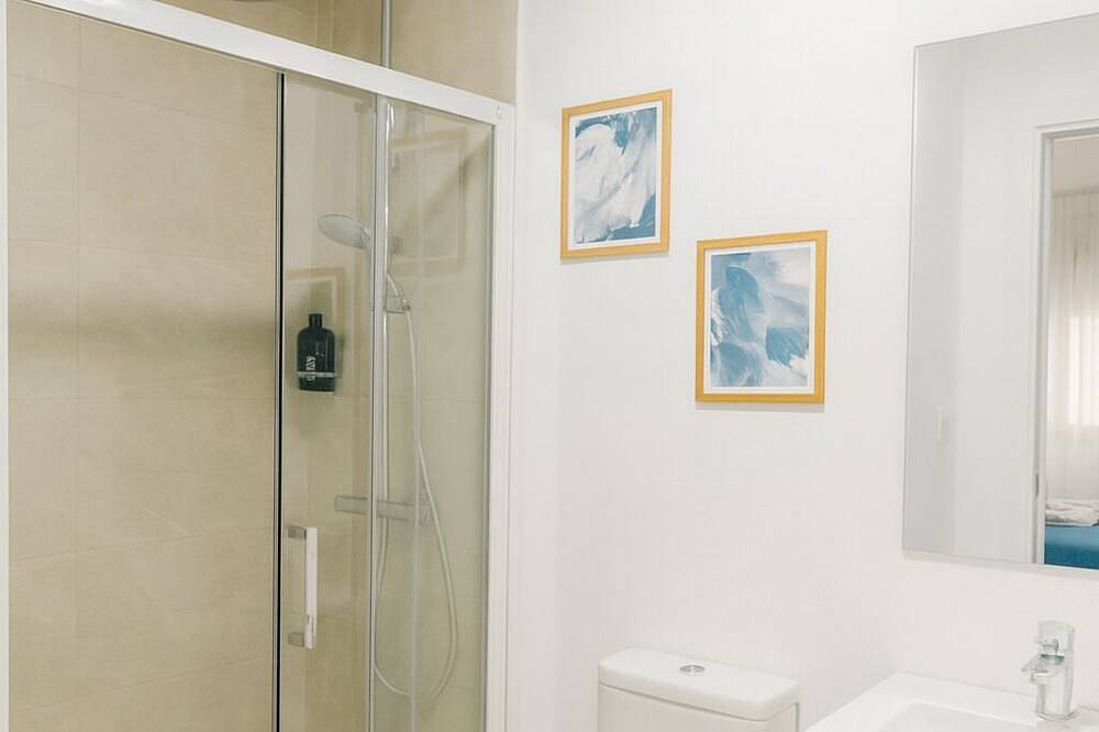 Appartement entier, Costa by Hawkins Algeciras - Exterior 1st A in Algésiras, Costa de la Luz